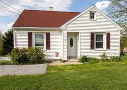 Pre-foreclosure in  HERSHEY AVE Paradise, PA 17562