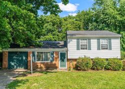 Pre-foreclosure in  FISHERMAN CT Louisville, KY 40241