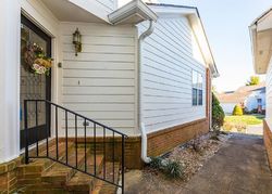 Pre-foreclosure Listing in GRIFFIN GATE DR LEXINGTON, KY 40511