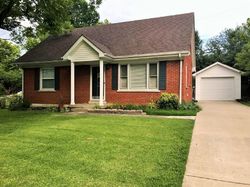 Pre-foreclosure in  BUTTERNUT HILL CT Lexington, KY 40509