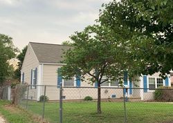 Pre-foreclosure in  S EDGEMOOR ST Wichita, KS 67218