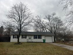 Pre-foreclosure in  ARTHUR ST South Bend, IN 46637