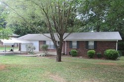 Pre-foreclosure in  GLOCHESTER PL Norcross, GA 30071