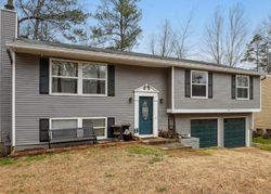Pre-foreclosure in  PARKMONT DR Roswell, GA 30076