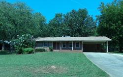 Pre-foreclosure in  WALKER AVE Fayetteville, GA 30215
