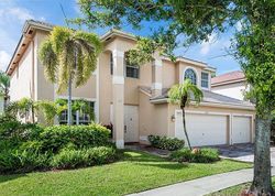 Pre-foreclosure in  SW 31ST CT Hollywood, FL 33029