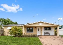 Pre-foreclosure in  SW 42ND TER Fort Lauderdale, FL 33314