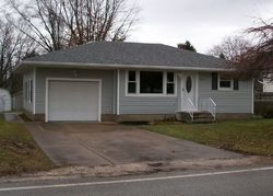 Pre-foreclosure in  MCKEE RD Erie, PA 16506