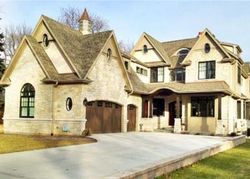 Pre-foreclosure Listing in S WASHINGTON ST HINSDALE, IL 60521