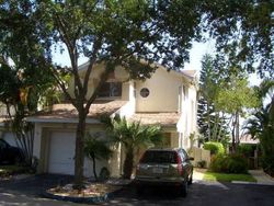 Pre-foreclosure in  DISCOVERY CIR E Deerfield Beach, FL 33442