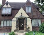 Pre-foreclosure in  ASHWOOD RD Cleveland, OH 44120