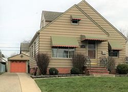 Pre-foreclosure in  WAREHAM DR Cleveland, OH 44129