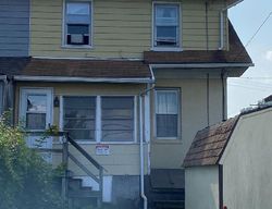 Pre-foreclosure in  N 25TH ST Reading, PA 19606
