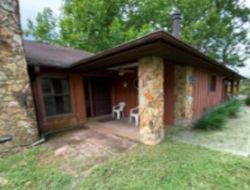 Pre-foreclosure in  NW 71ST TER Gainesville, FL 32653