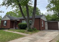 Pre-foreclosure in  JUNIOR CT Saint Louis, MO 63135