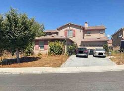 Pre-foreclosure in  RUNNING DEER CIR Corona, CA 92880