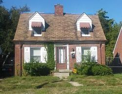 Pre-foreclosure in  RUTHERFORD ST Detroit, MI 48235