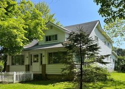 Pre-foreclosure Listing in GILES RD CHAGRIN FALLS, OH 44022