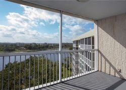 Pre-foreclosure in  N COURSE DR  Pompano Beach, FL 33069