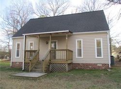 Pre-foreclosure in  ROLAND VIEW DR Chester, VA 23831