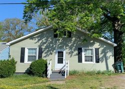 Pre-foreclosure in  N JUNIPER AVE Highland Springs, VA 23075