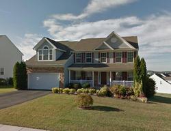 Pre-foreclosure in  CLYDESDALE DR York, PA 17402
