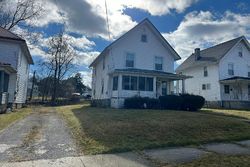 Pre-foreclosure in  W 5TH ST Mansfield, OH 44903