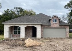 Pre-foreclosure Listing in ONEAL ST GREENVILLE, TX 75401