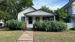 Pre-foreclosure in  E NOBLE AVE Guthrie, OK 73044