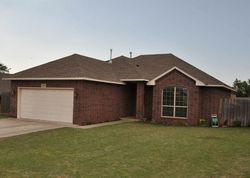 Pre-foreclosure in  CHEYENNE DR Woodward, OK 73801