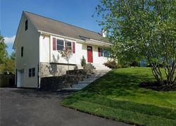 Pre-foreclosure in  PRIDES XING Washingtonville, NY 10992