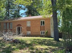 Pre-foreclosure in  BISHOP HILL RD Johnston, RI 02919