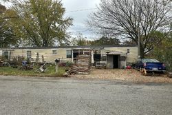 Pre-foreclosure in  PINE RIDGE DR Fenton, MO 63026