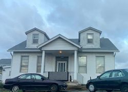 Pre-foreclosure in  MACKLIND AVE Saint Louis, MO 63109