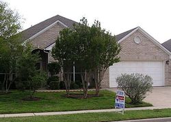 Pre-foreclosure in  PEGASUS DR Arlington, TX 76013
