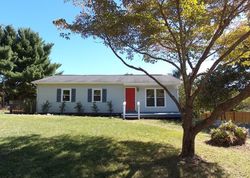 Pre-foreclosure in  WEAVER LN Kingsport, TN 37664