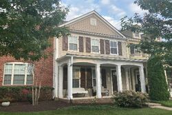 Pre-foreclosure in  SYDENHAM DR Franklin, TN 37064