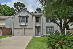 Pre-foreclosure in  WOODCREEK GLEN LN Houston, TX 77073