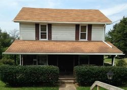 Pre-foreclosure Listing in HENRY AVE EAST LIVERPOOL, OH 43920