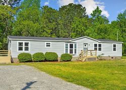 Pre-foreclosure Listing in CLEARVIEW DR HOLLY RIDGE, NC 28445