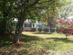 Pre-foreclosure in  SACKETT POINT RD North Haven, CT 06473