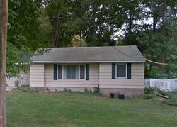 Pre-foreclosure in  FOREST HILL RD North Haven, CT 06473