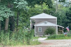 Pre-foreclosure Listing in LONG SHORES DR BARRINGTON, NH 03825