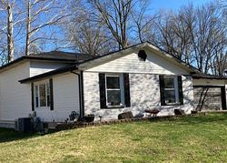 Pre-foreclosure in  SHELBURNE DR Saint Charles, MO 63301