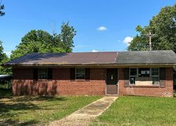 Pre-foreclosure Listing in HIGHWAY 371 MOOREVILLE, MS 38857