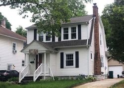 Pre-foreclosure in  N JENISON AVE Lansing, MI 48915