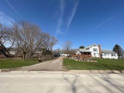 Pre-foreclosure in  TOOLEY RD Howell, MI 48855