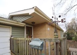 Pre-foreclosure in  SOUTHGATE DR Flint, MI 48507