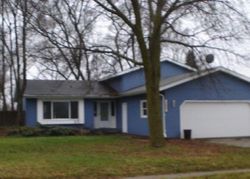 Pre-foreclosure in  W GREENBRIER DR Mchenry, IL 60050