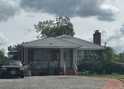 Pre-foreclosure in  SEVEN MILE LN Pikesville, MD 21208